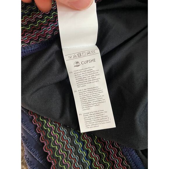 NWT - CUPSHE Bikini set - Size XL - Dark Blue and Multicolored - Picture 12 of 12